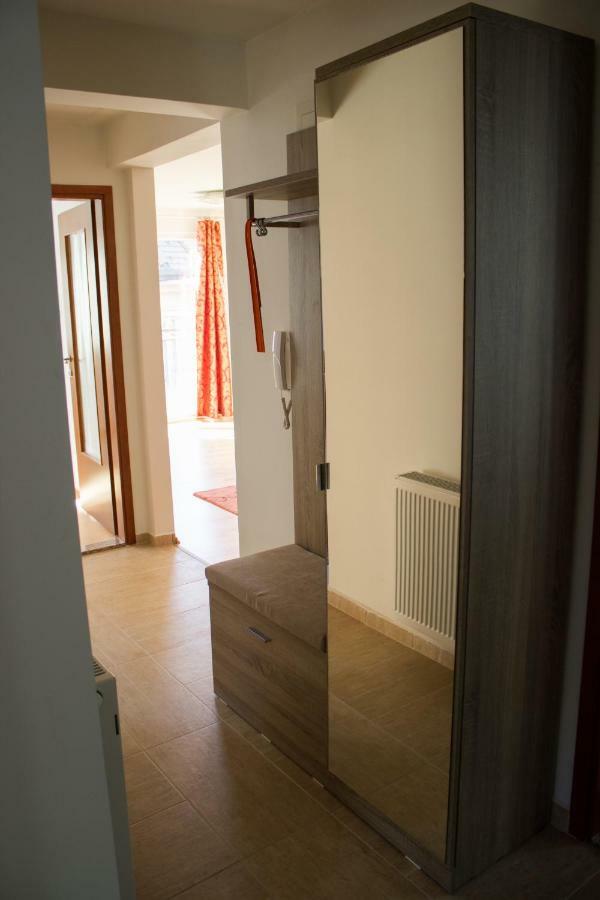 Our Way S Apartment With Two Aircos And Own Garage Sarajevo Luaran gambar